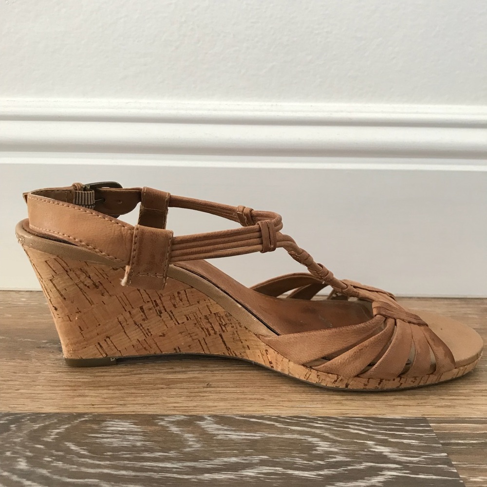 Clark’s wedges